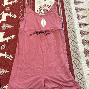 Nwt maternity romper